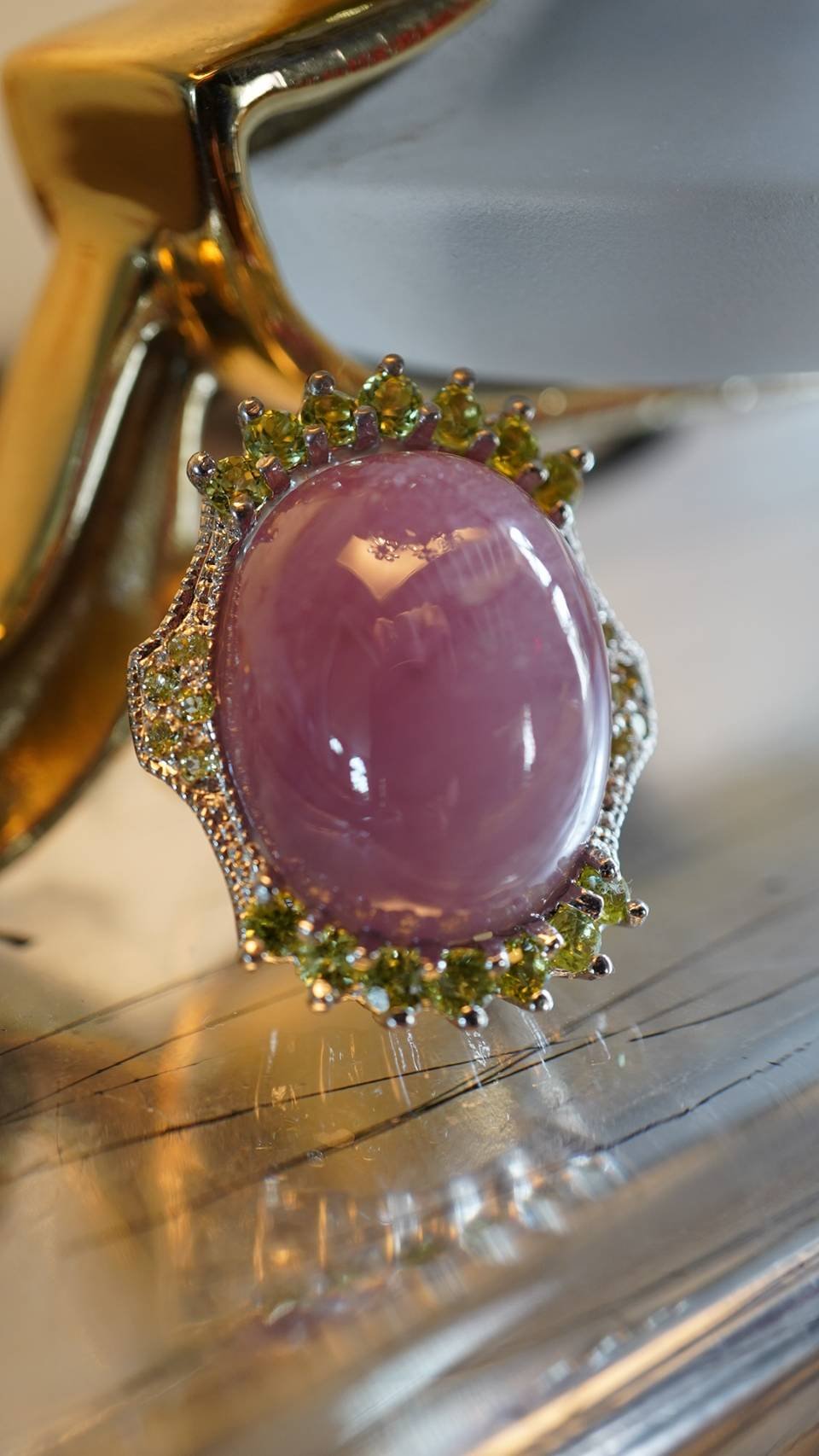 Exquisite 65-Carat Art Nouveau Ruby & Peridot Ring – 18K White Gold Plated Sterling Silver