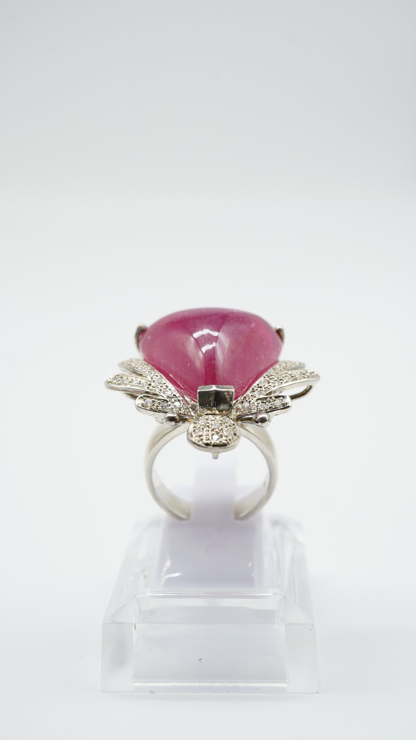 Ruby bee ring 40 carats deco with white topaz ring size FR53, UK M, US 6 , EU16.50