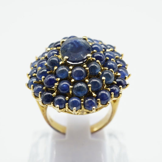 25-Carat Mixed Cut Sapphire Ring – Vintage Elegance with a Modern Touch